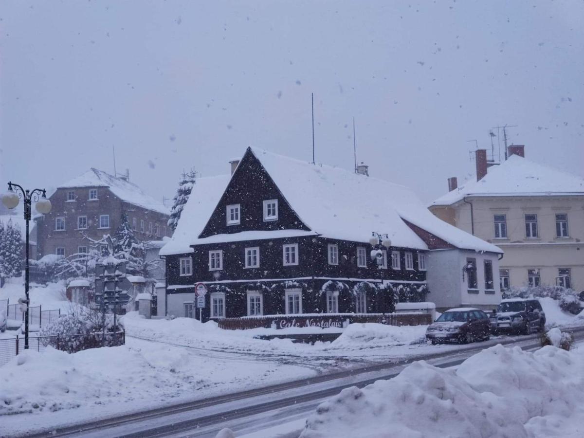 Krásná Lípa Cafe Nostalgie Dvouluzkovy Romanticky Pokoj المظهر الخارجي الصورة